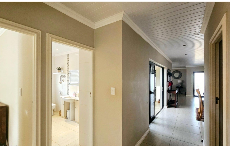 3 Bedroom Property for Sale in Monte Christo Western Cape